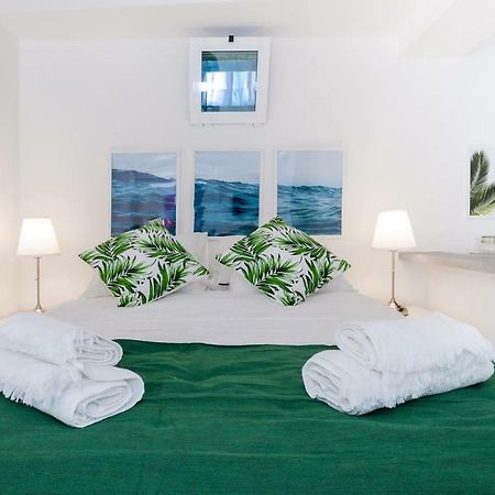Cascais Center Minihouse For 2 - 3Min From The Sea Apartment Exterior photo
