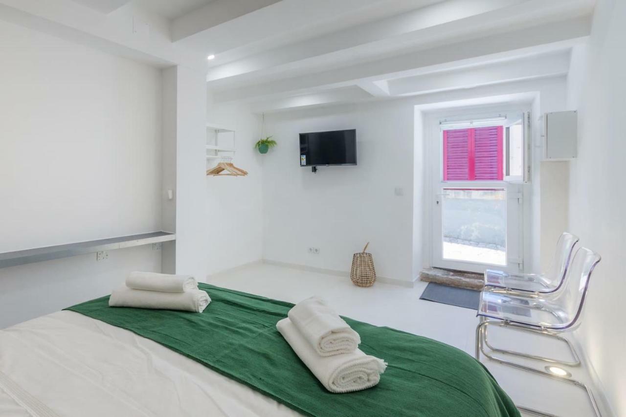 Cascais Center Minihouse For 2 - 3Min From The Sea Apartment Exterior photo
